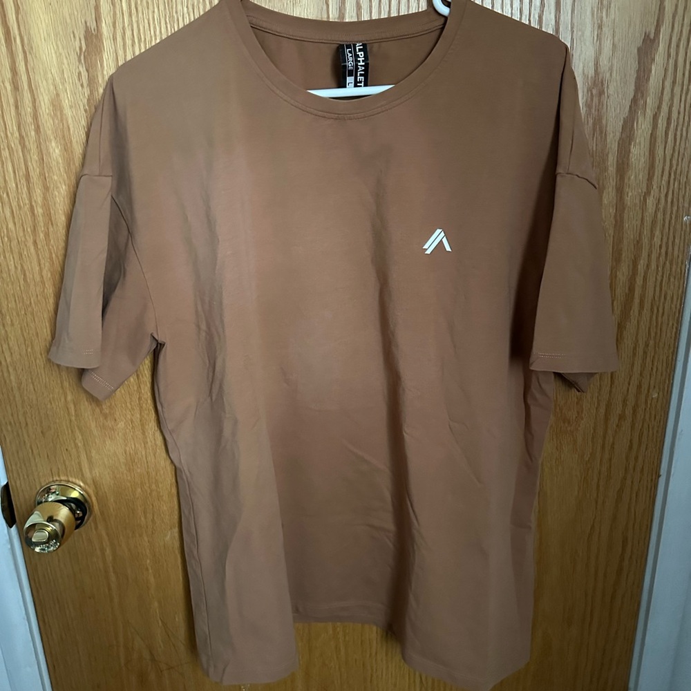 Alphalete T Shirt